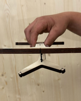 Horizontaler Controller mit zusätzlicher Kopfsteuerung für Tanzmarionette