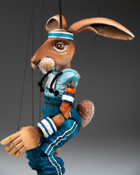 Liebre Corredora – Marioneta original tallada a mano