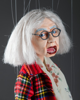 Rose Wylie – 60 cm maßgefertigte Porträt-Marionette mit beweglichen Augen und Mund