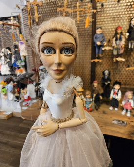 Élégante Ballerine aux Yeux Clignotants