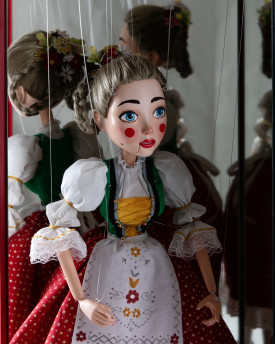 Chitty Chitty Bang Bang – Sada loutek Doll on a Music Box
