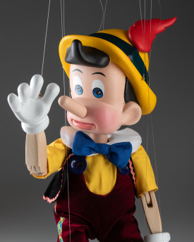 Pinocchio - perfekt handgeschnitzte Marionette