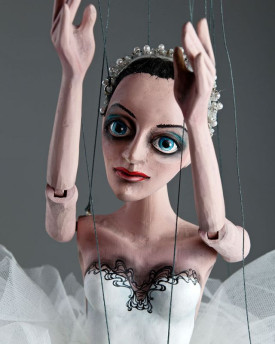 Ballerina Marionette aus Holz